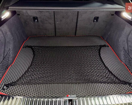 Черный Ауди Q8 Sportback e-tron, объемом двигателя 0 л и пробегом 24 тыс. км за 69800 $, фото 39 на Automoto.ua