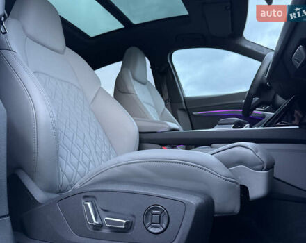 Черный Ауди Q8 Sportback e-tron, объемом двигателя 0 л и пробегом 28 тыс. км за 64999 $, фото 34 на Automoto.ua