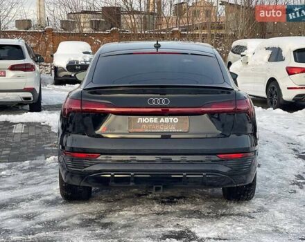 Черный Ауди Q8 Sportback e-tron, объемом двигателя 0 л и пробегом 12 тыс. км за 49100 $, фото 4 на Automoto.ua
