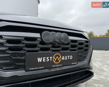 Черный Ауди Q8 Sportback e-tron, объемом двигателя 0 л и пробегом 28 тыс. км за 64999 $, фото 20 на Automoto.ua