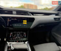 Чорний Ауді Q8 Sportback e-tron, об'ємом двигуна 0 л та пробігом 42 тис. км за 49800 $, фото 20 на Automoto.ua
