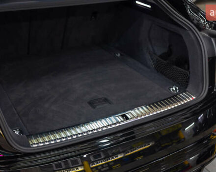 Черный Ауди Q8 Sportback e-tron, объемом двигателя 0 л и пробегом 24 тыс. км за 69800 $, фото 23 на Automoto.ua