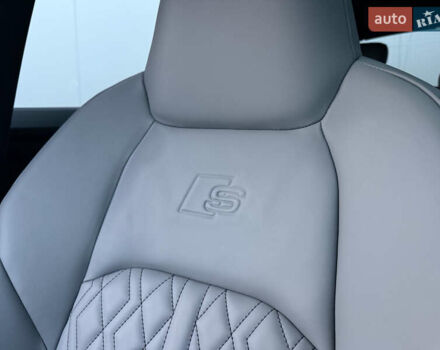 Черный Ауди Q8 Sportback e-tron, объемом двигателя 0 л и пробегом 28 тыс. км за 64999 $, фото 26 на Automoto.ua