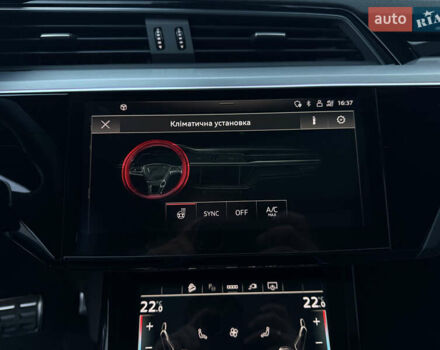 Черный Ауди Q8 Sportback e-tron, объемом двигателя 0 л и пробегом 28 тыс. км за 64999 $, фото 13 на Automoto.ua