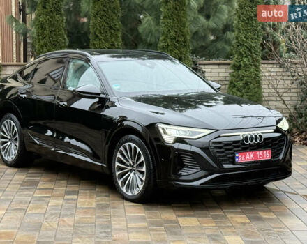 Чорний Ауді Q8 Sportback e-tron, об'ємом двигуна 0 л та пробігом 62 тис. км за 58000 $, фото 127 на Automoto.ua