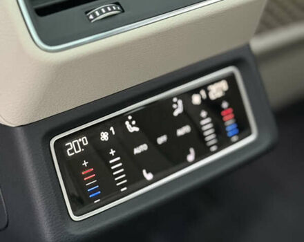 Чорний Ауді Q8 Sportback e-tron, об'ємом двигуна 0 л та пробігом 62 тис. км за 58000 $, фото 73 на Automoto.ua