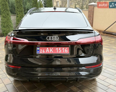 Чорний Ауді Q8 Sportback e-tron, об'ємом двигуна 0 л та пробігом 62 тис. км за 58000 $, фото 17 на Automoto.ua