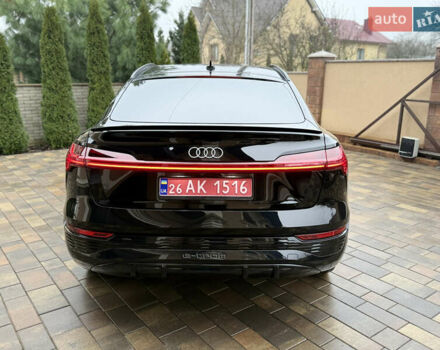 Чорний Ауді Q8 Sportback e-tron, об'ємом двигуна 0 л та пробігом 62 тис. км за 58000 $, фото 103 на Automoto.ua