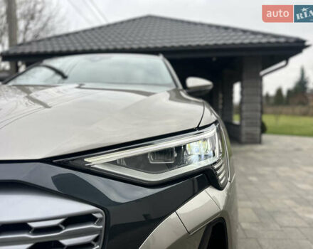 Коричневый Ауди Q8 Sportback e-tron, объемом двигателя 0 л и пробегом 43 тыс. км за 58499 $, фото 35 на Automoto.ua