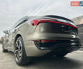 Коричневый Ауди Q8 Sportback e-tron, объемом двигателя 0 л и пробегом 43 тыс. км за 58499 $, фото 10 на Automoto.ua