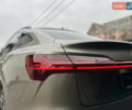 Коричневый Ауди Q8 Sportback e-tron, объемом двигателя 0 л и пробегом 43 тыс. км за 58499 $, фото 41 на Automoto.ua