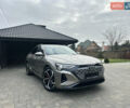 Коричневый Ауди Q8 Sportback e-tron, объемом двигателя 0 л и пробегом 43 тыс. км за 58499 $, фото 1 на Automoto.ua