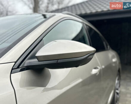 Коричневый Ауди Q8 Sportback e-tron, объемом двигателя 0 л и пробегом 43 тыс. км за 58499 $, фото 28 на Automoto.ua