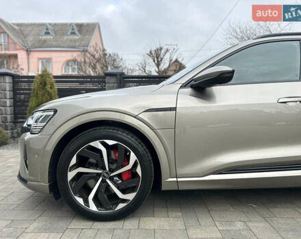 Коричневый Ауди Q8 Sportback e-tron, объемом двигателя 0 л и пробегом 43 тыс. км за 58499 $, фото 14 на Automoto.ua