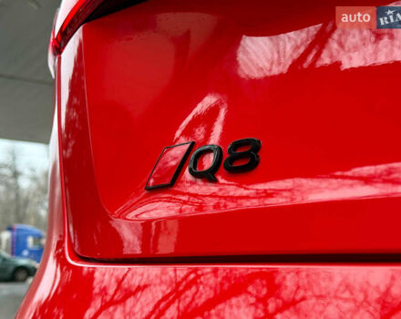 Червоний Ауді Q8 Sportback e-tron, об'ємом двигуна 0 л та пробігом 55 тис. км за 54500 $, фото 7 на Automoto.ua