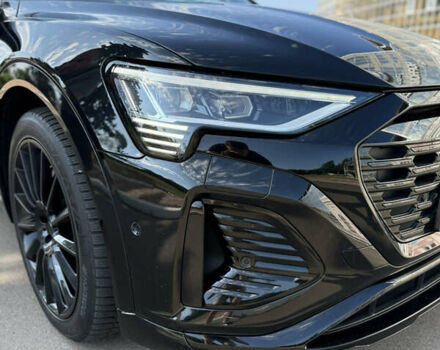 Ауди Q8 Sportback e-tron, объемом двигателя 0 л и пробегом 42 тыс. км за 53500 $, фото 10 на Automoto.ua
