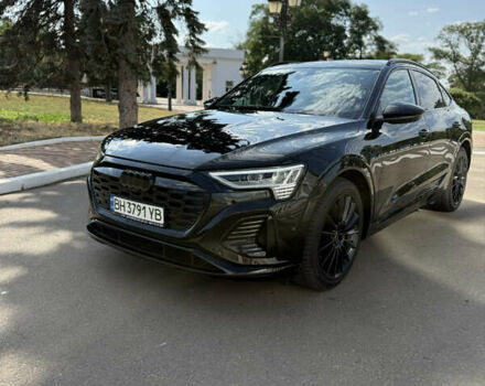 Ауди Q8 Sportback e-tron, объемом двигателя 0 л и пробегом 42 тыс. км за 53500 $, фото 1 на Automoto.ua