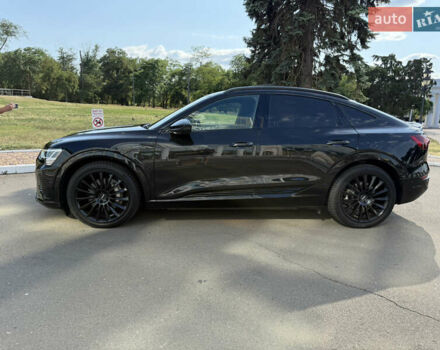 Ауди Q8 Sportback e-tron, объемом двигателя 0 л и пробегом 42 тыс. км за 53500 $, фото 14 на Automoto.ua