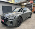 Серый Ауди Q8 Sportback e-tron, объемом двигателя 0 л и пробегом 45 тыс. км за 64900 $, фото 9 на Automoto.ua