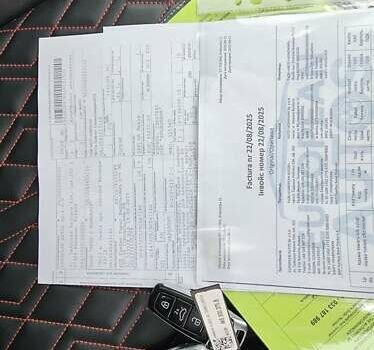 Серый Ауди Q8 Sportback e-tron, объемом двигателя 0 л и пробегом 65 тыс. км за 59999 $, фото 98 на Automoto.ua