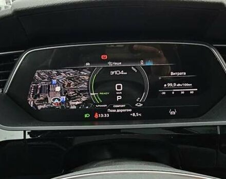 Серый Ауди Q8 Sportback e-tron, объемом двигателя 0 л и пробегом 65 тыс. км за 59999 $, фото 89 на Automoto.ua