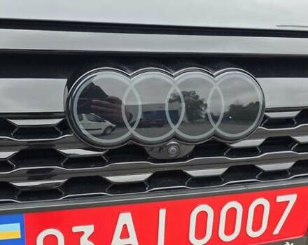 Серый Ауди Q8 Sportback e-tron, объемом двигателя 0 л и пробегом 20 тыс. км за 64800 $, фото 42 на Automoto.ua
