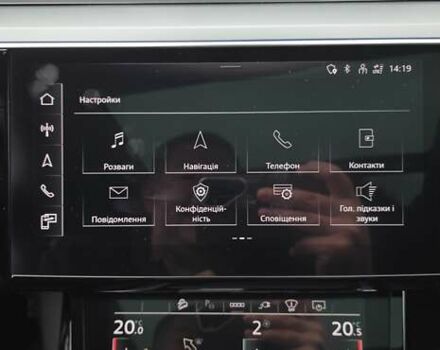 Серый Ауди Q8 Sportback e-tron, объемом двигателя 0 л и пробегом 20 тыс. км за 64800 $, фото 107 на Automoto.ua