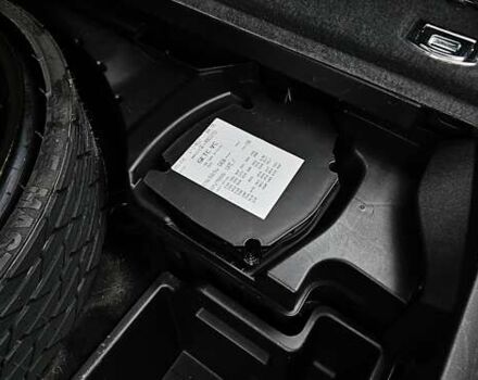 Серый Ауди Q8 Sportback e-tron, объемом двигателя 0 л и пробегом 65 тыс. км за 59999 $, фото 114 на Automoto.ua