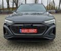 Серый Ауди Q8 Sportback e-tron, объемом двигателя 0 л и пробегом 65 тыс. км за 59999 $, фото 59 на Automoto.ua