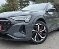 Серый Ауди Q8 Sportback e-tron, объемом двигателя 0 л и пробегом 20 тыс. км за 64800 $, фото 35 на Automoto.ua