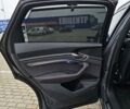 Серый Ауди Q8 Sportback e-tron, объемом двигателя 0 л и пробегом 65 тыс. км за 59999 $, фото 127 на Automoto.ua