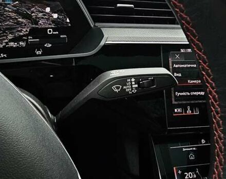 Серый Ауди Q8 Sportback e-tron, объемом двигателя 0 л и пробегом 65 тыс. км за 59999 $, фото 64 на Automoto.ua