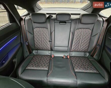 Серый Ауди Q8 Sportback e-tron, объемом двигателя 0 л и пробегом 65 тыс. км за 59999 $, фото 94 на Automoto.ua