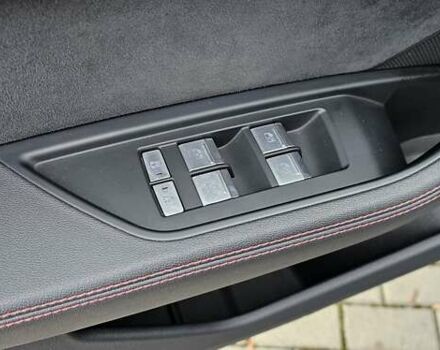 Серый Ауди Q8 Sportback e-tron, объемом двигателя 0 л и пробегом 65 тыс. км за 59999 $, фото 141 на Automoto.ua