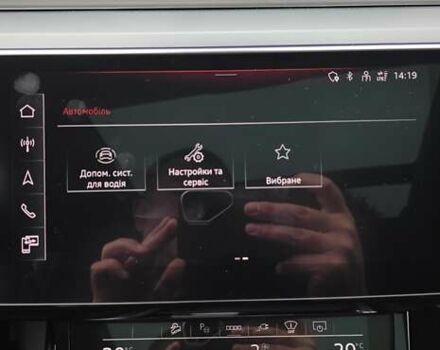 Серый Ауди Q8 Sportback e-tron, объемом двигателя 0 л и пробегом 20 тыс. км за 64800 $, фото 105 на Automoto.ua