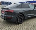 Серый Ауди Q8 Sportback e-tron, объемом двигателя 0 л и пробегом 65 тыс. км за 59999 $, фото 43 на Automoto.ua