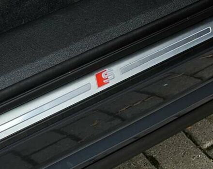 Серый Ауди Q8 Sportback e-tron, объемом двигателя 0 л и пробегом 65 тыс. км за 59999 $, фото 106 на Automoto.ua