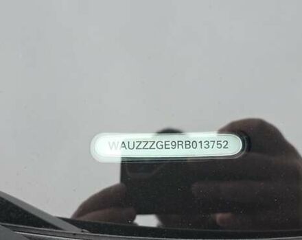 Серый Ауди Q8 Sportback e-tron, объемом двигателя 0 л и пробегом 65 тыс. км за 59999 $, фото 1 на Automoto.ua