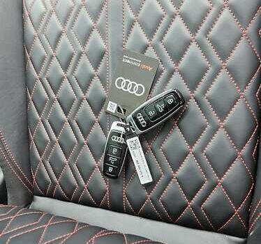 Серый Ауди Q8 Sportback e-tron, объемом двигателя 0 л и пробегом 65 тыс. км за 59999 $, фото 97 на Automoto.ua