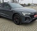 Серый Ауди Q8 Sportback e-tron, объемом двигателя 0 л и пробегом 65 тыс. км за 59999 $, фото 54 на Automoto.ua