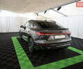 Сірий Ауді Q8 Sportback e-tron, об'ємом двигуна 0 л та пробігом 1 тис. км за 87200 $, фото 4 на Automoto.ua