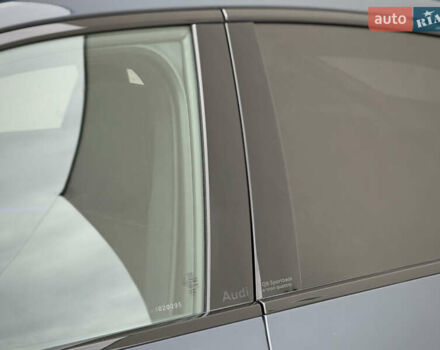 Синий Ауди Q8 Sportback e-tron, объемом двигателя 0 л и пробегом 17 тыс. км за 58868 $, фото 20 на Automoto.ua