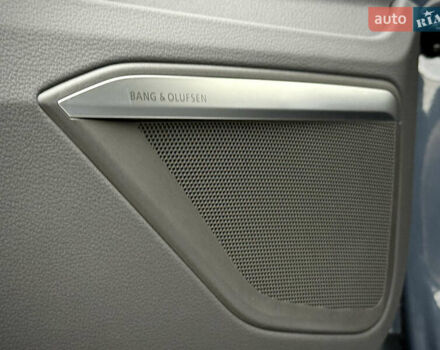 Синий Ауди Q8 Sportback e-tron, объемом двигателя 0 л и пробегом 17 тыс. км за 58868 $, фото 88 на Automoto.ua