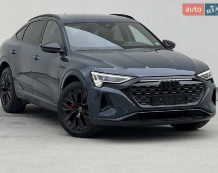 Синий Ауди Q8 Sportback e-tron, объемом двигателя 0 л и пробегом 17 тыс. км за 58868 $, фото 22 на Automoto.ua