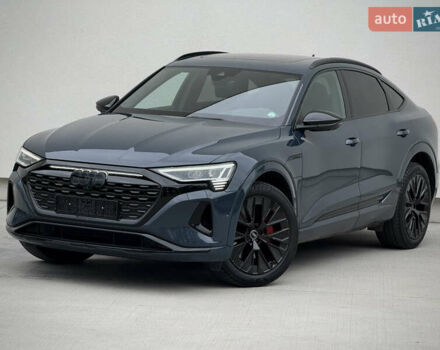 Синий Ауди Q8 Sportback e-tron, объемом двигателя 0 л и пробегом 17 тыс. км за 58868 $, фото 11 на Automoto.ua
