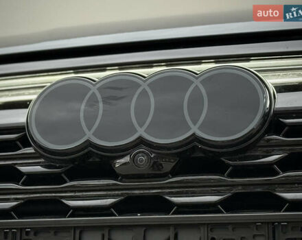 Синий Ауди Q8 Sportback e-tron, объемом двигателя 0 л и пробегом 17 тыс. км за 58868 $, фото 35 на Automoto.ua