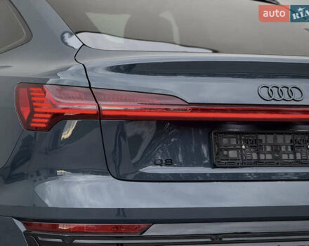 Синий Ауди Q8 Sportback e-tron, объемом двигателя 0 л и пробегом 17 тыс. км за 58868 $, фото 40 на Automoto.ua
