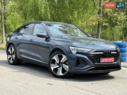 Ауди Q8 Sportback e-tron 2024 в Киеве на Automoto.ua Синий Ауди Q8 Sportback e-tron, объемом двигателя 0 л и пробегом 7 тыс. км за 52500 $, фото 1 на Automoto.ua