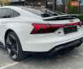 Белый Ауди RS e-tron GT, объемом двигателя 0 л и пробегом 49 тыс. км за 59999 $, фото 12 на Automoto.ua