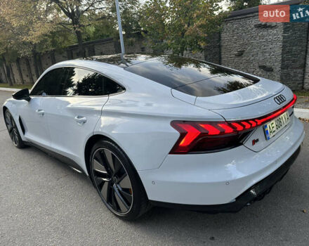 Білий Ауді RS e-tron GT, об'ємом двигуна 0 л та пробігом 29 тис. км за 59900 $, фото 13 на Automoto.ua